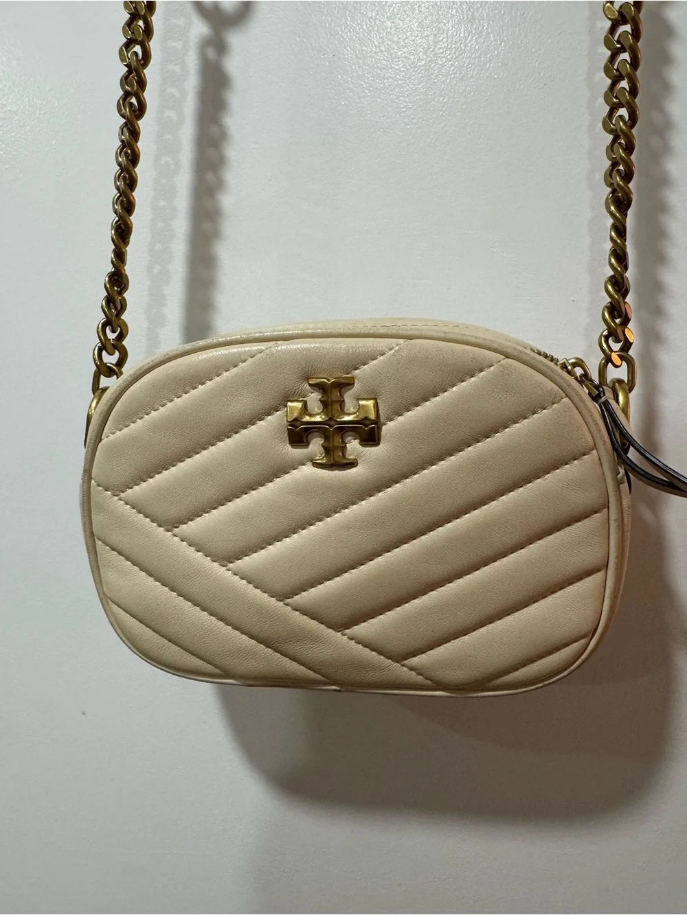 Tory Burch KIRA CHEVRON CAMERA BAG Crossbody Gold Chain
